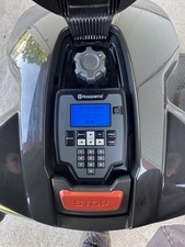 Robot tagliaerba Husqvarna 310 Mark II – perfetto stato, ancora in garanzia!