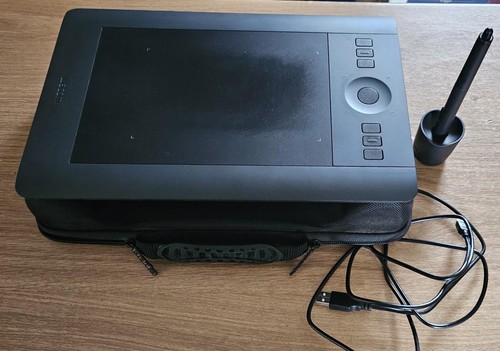 Wacom intuos pro pth - wacom,