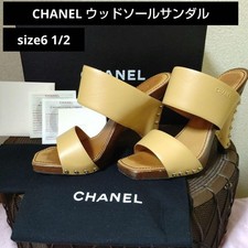 Sandali Chanel Coco Mark suola