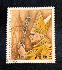 francobollo PAPA BENEDETTO XVI