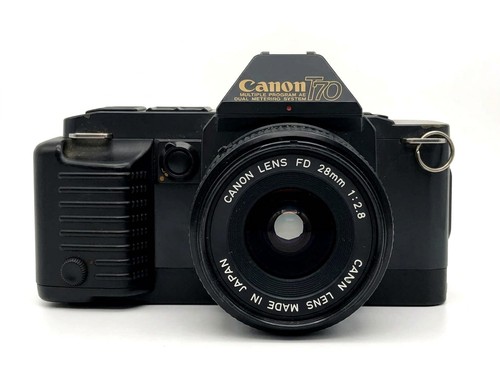Canon t70 kit 28mm - 28mm, f/2.8