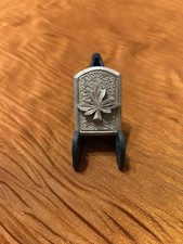 Antico orologio a cucù. Porta