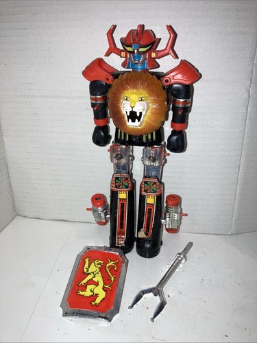 Super lion robot made - lion, in