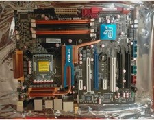 * Scheda madre ASUS P5Q3