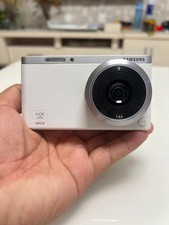 Samsung NX Mini 20.5MP Digital