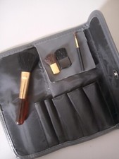 Lot Set of 4 Face Brushes
