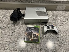 Microsoft Xbox 360 S 320 GB