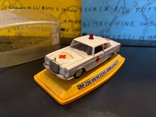 1/43 Pilen Mercedes Ambulancia