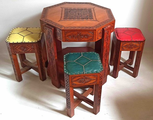 Guéridon octogonal 3 poufs - octogonal, +