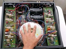 Leggendario Klotz PA1200 Amplificatore PA Djsub Finale Vecchia Scuola 1200w Veri