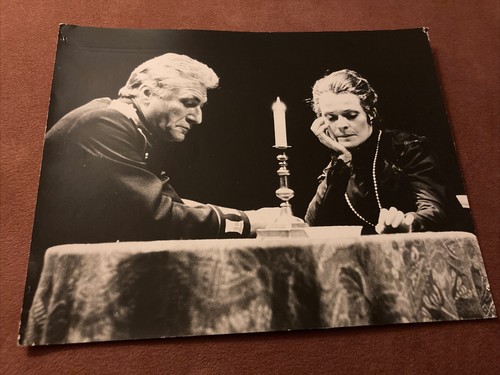 Janet suzman nigel davenport - nigel,
