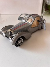 BURAGO 1/24 - BUGATTI ATLANTIC 1936 - MADE ITALY