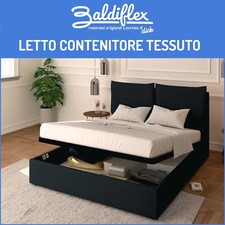 LETTO MATRIMONIALE CONTENITORE IN TESSUTO NERO CON RETE A DOGHE IN LEGNO LICIA