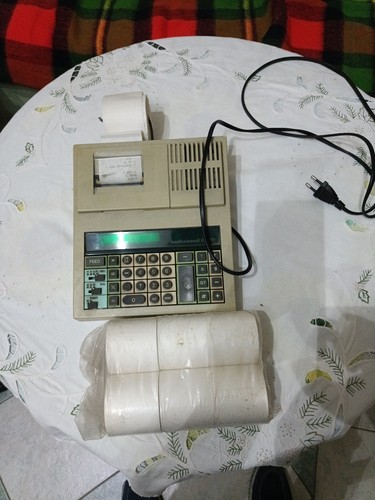 Calcolatrice vintage olivetti - vintage,
