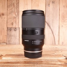 Usato Tamron 18-300mm f3.5-6.3