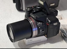 Panasonic  Lumix DMC-FZ100 24X Zoom ottico Leica Borsa 2 Batterie +ACCESSORI