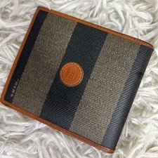 Portafoglio pieghevole in