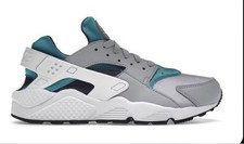 Nike Air Huarache Wolf