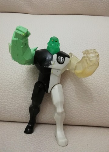 Action figure ben - ben, bandai