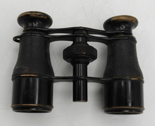 Binocolo antico con - binocolo, bussola