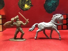 Soldatino Con Armatura E Cavallo