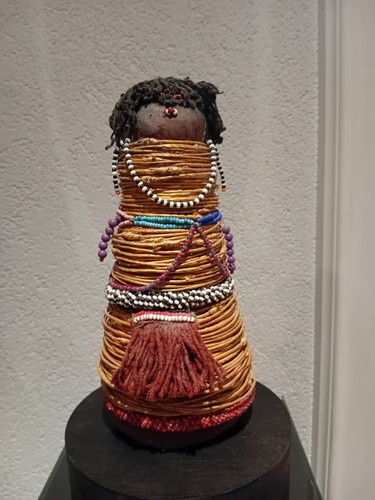 Figurina bambola ntwane - figurina,
