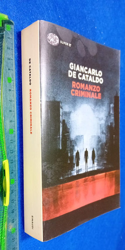 Libro romanzo criminale - romanzo, di
