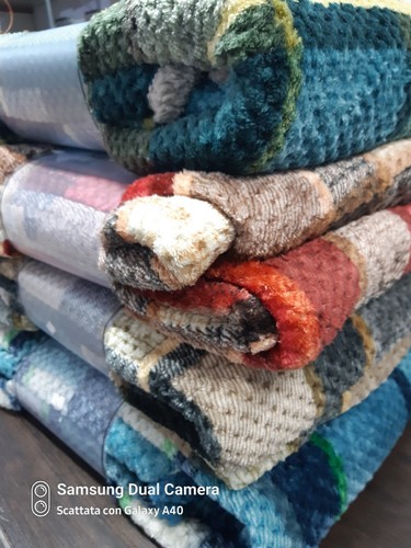 Coperta plaid con pelliccia - con,