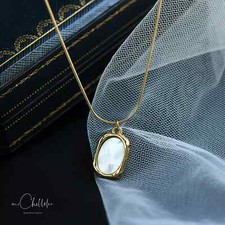 Collana minimalista in acciaio