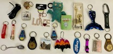 Grande lotto di 20 portachiavi diversi varietà assortite alcuni nuovi alcuni vintage DIVERTENTI