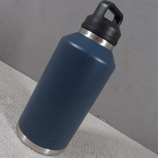 Yeti Rambler 64 oz bottiglia