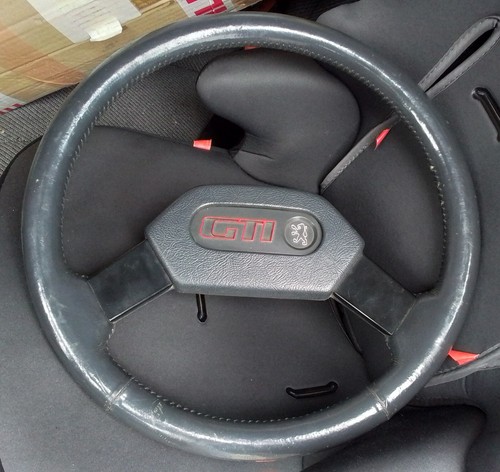 Beau volant rare - (cuir, gris)