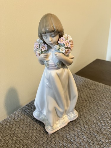 Lladro spring boquets girl - boquets,