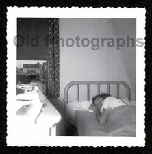 HOTEL/CABINA/CASA CAMERA DA