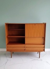 Credenza in stile scandinavo