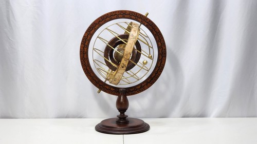 Sfera armillare mondiale - ,