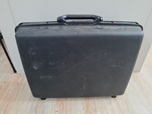 Valigia plastica piccola