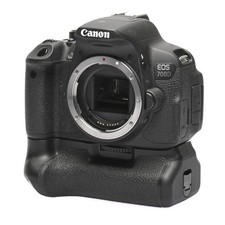 Canon EOS 700D circa 4.000
