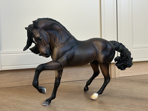 Breyer laredo vanner zingaro - breyer,
