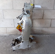 Telaio telaio principale Suzuki GSXR 600 750 SRAD 1997 GR7DA con immatricolazione V5