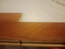 parquet prefinito nuovo, doussie, 22 metri quadrati con 26 metri lineari battisc