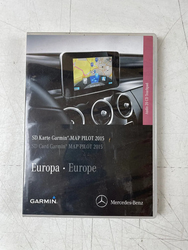 Mercedes benz garmin - map, pilot