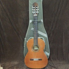 Chitarra acustica classica