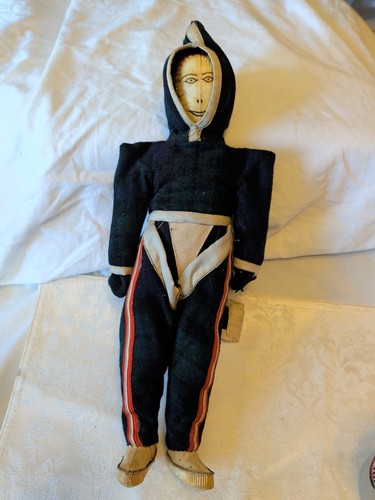 Vtg inuit eskimo soldier - inuit/eskimo, doll