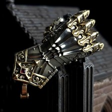 Ciondolo a mano meccanico