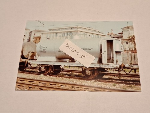 Fotografia stazione - stazione, di