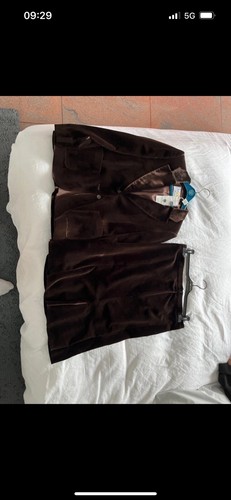 Tailleur giacca gonna ascot - e,