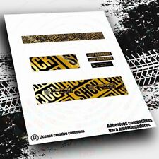 ADESIVI COMPATIBILI CON