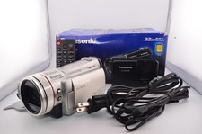 Videocamera digitale HD Panasonic HDC-TM300 32 GB argento quasi nuova dal Giappone