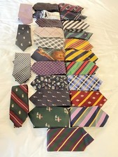 25 cravatte di seta Ralph